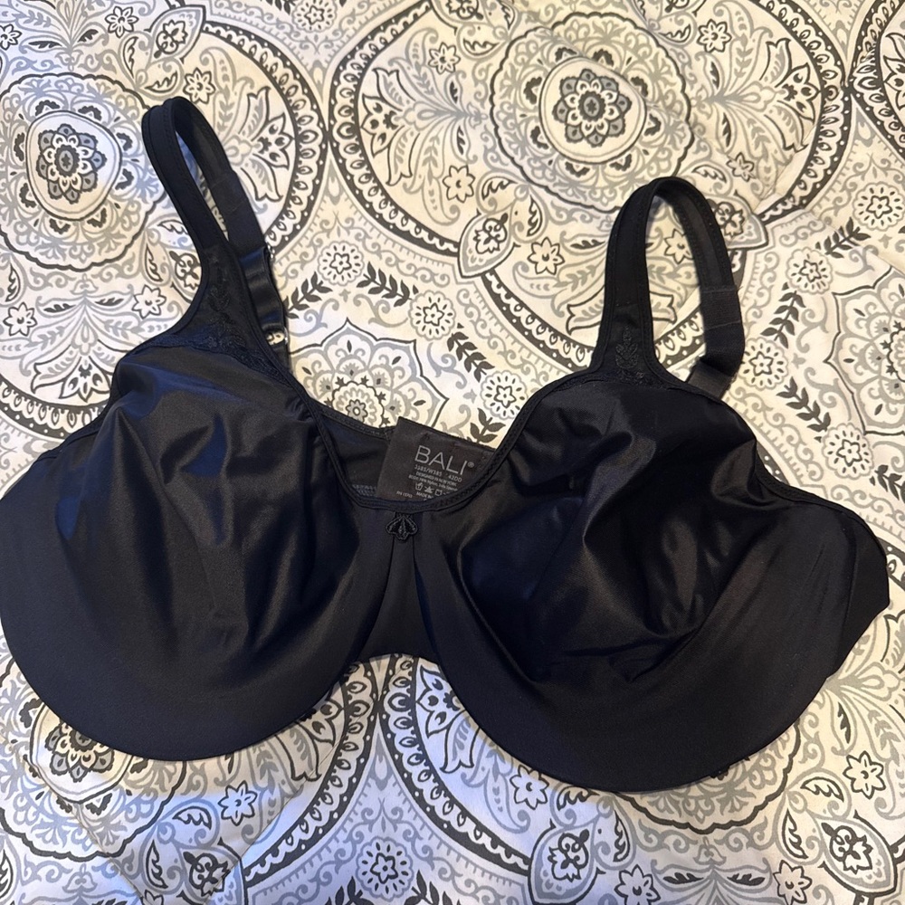 Bali Women's Elegant Black Bra